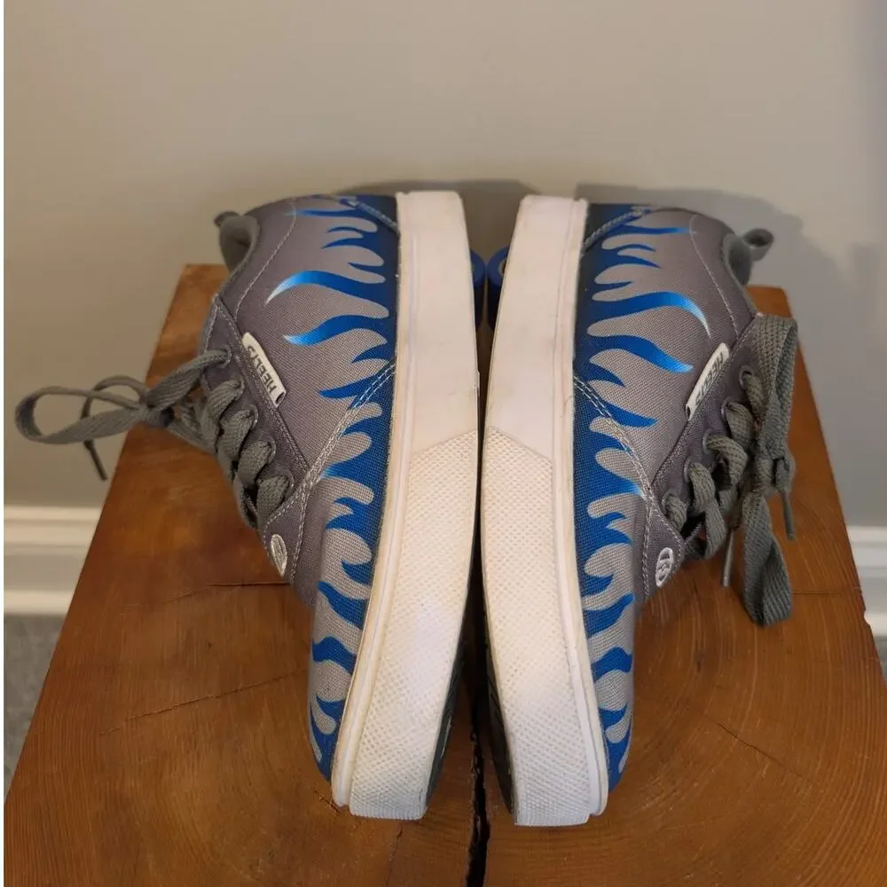 Heelys Pro 20 Prints Skate Shoes Gray/Blue Flames - Size 4Y